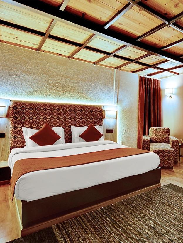 Tiaraa Jujurana Resort & Spa Dharamshala Exterior photo