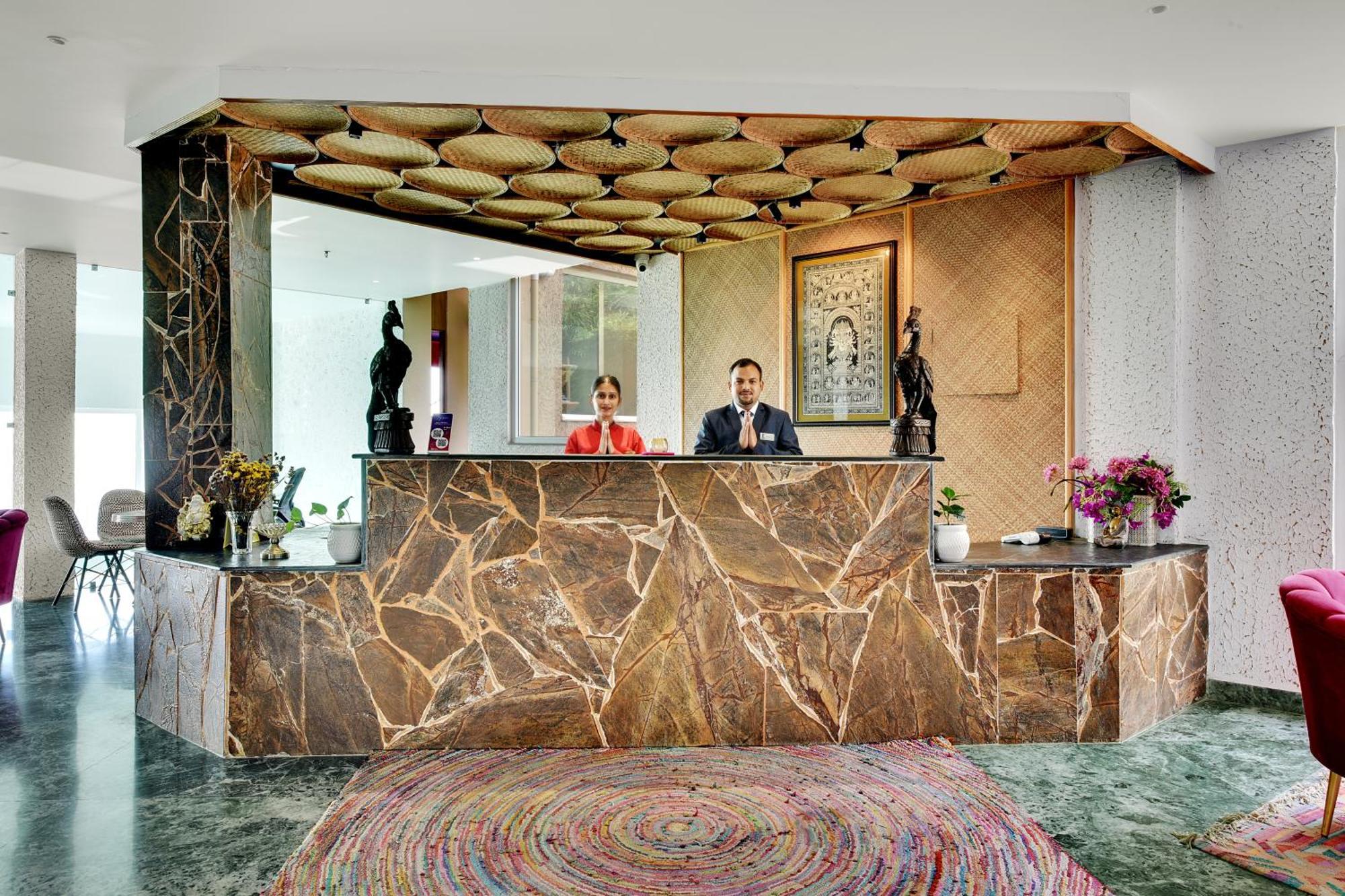 Tiaraa Jujurana Resort & Spa Dharamshala Exterior photo
